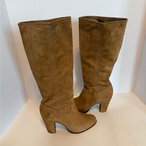 WOMENS FRYE MIRABELLE SLOUCH TAN SUEDE HEEL BOOTS SIZE 7.5